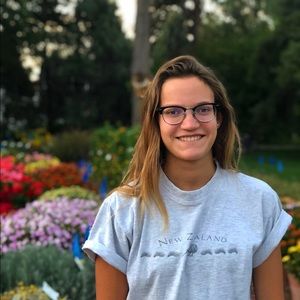 Meet your Posher, Esther